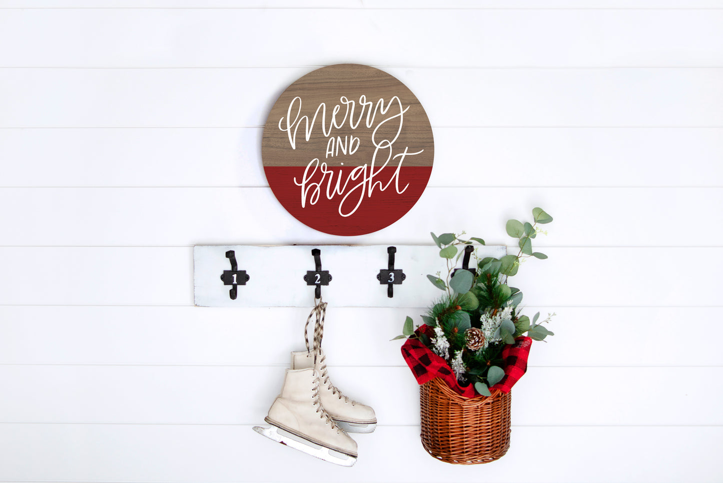 Merry And Bright Red And Wood Circle image 2