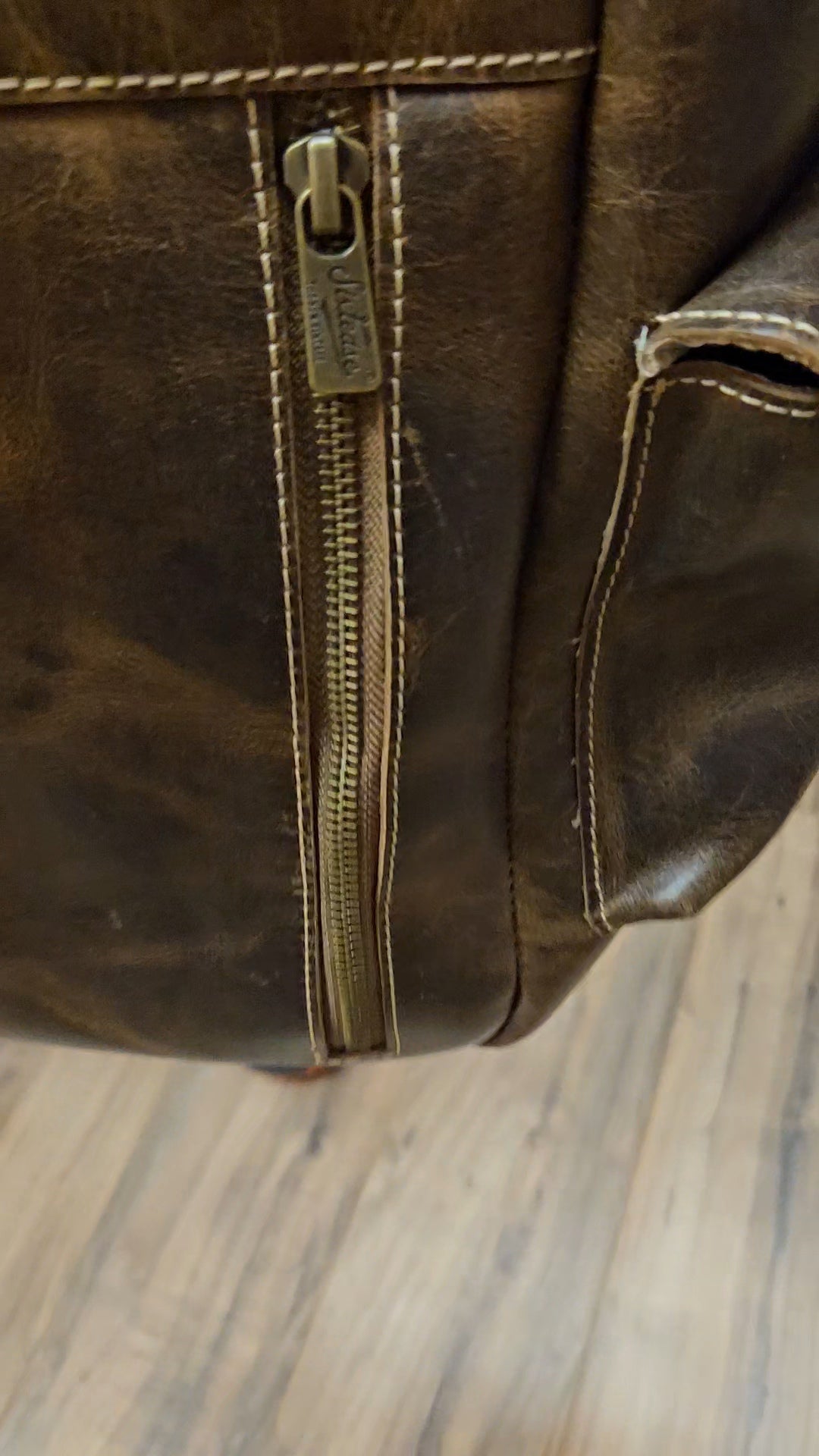 Rustic Genuine Leather Messenger Bag - Unisex image 11