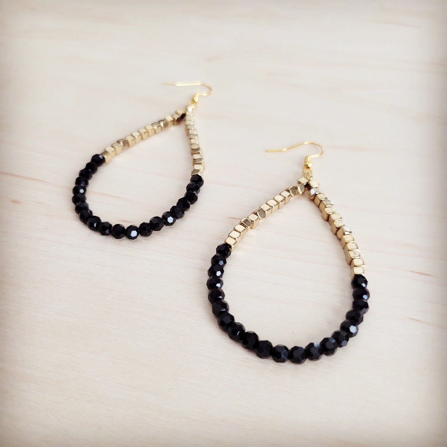 **Black Onyx & Gilded Teardrop Hoops 219dj