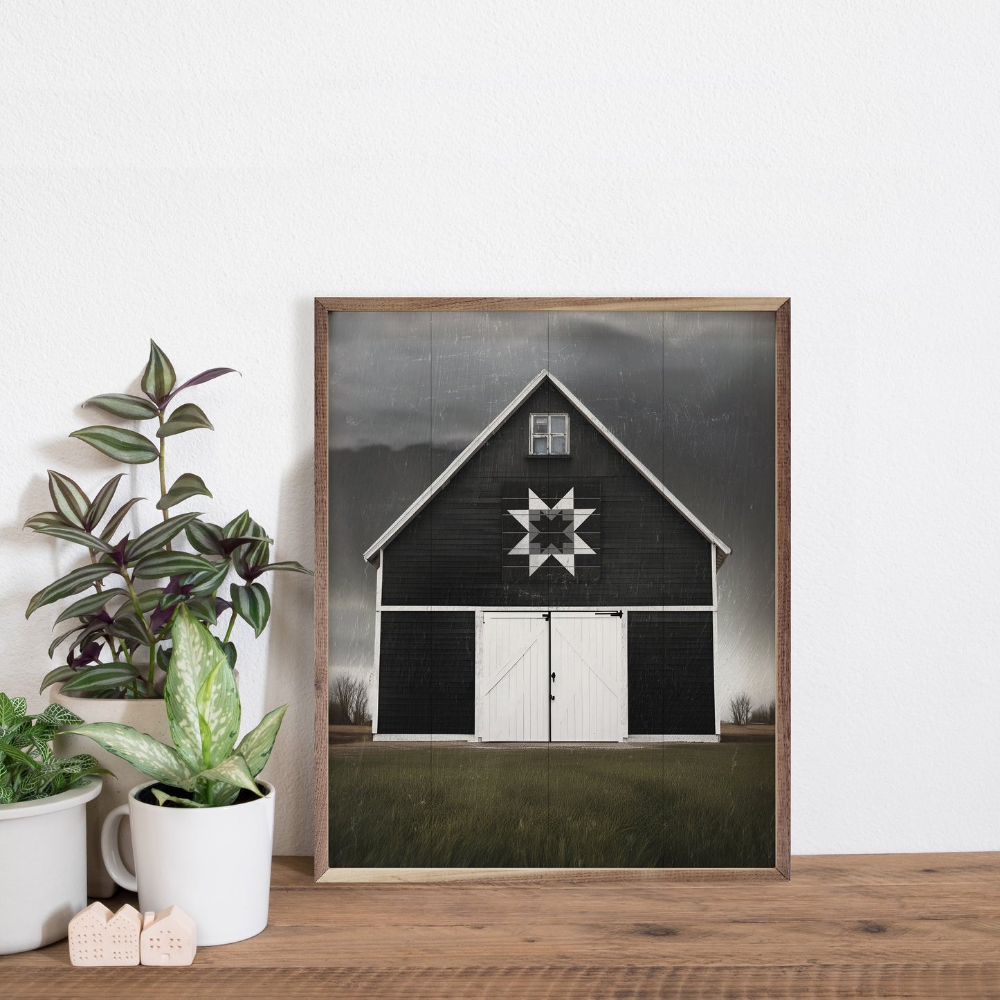 Black Barn With Quilt