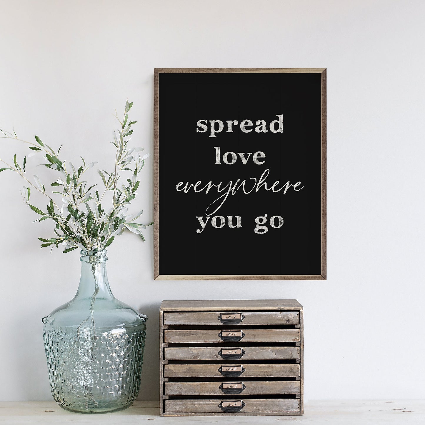 Spread Love Everywhere Black