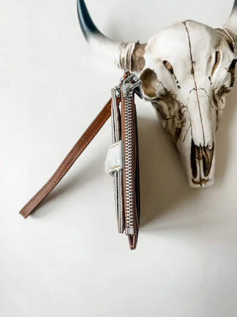 Dakota Wristlet Wallet - Western Cowhide Leather Credit Card Holder