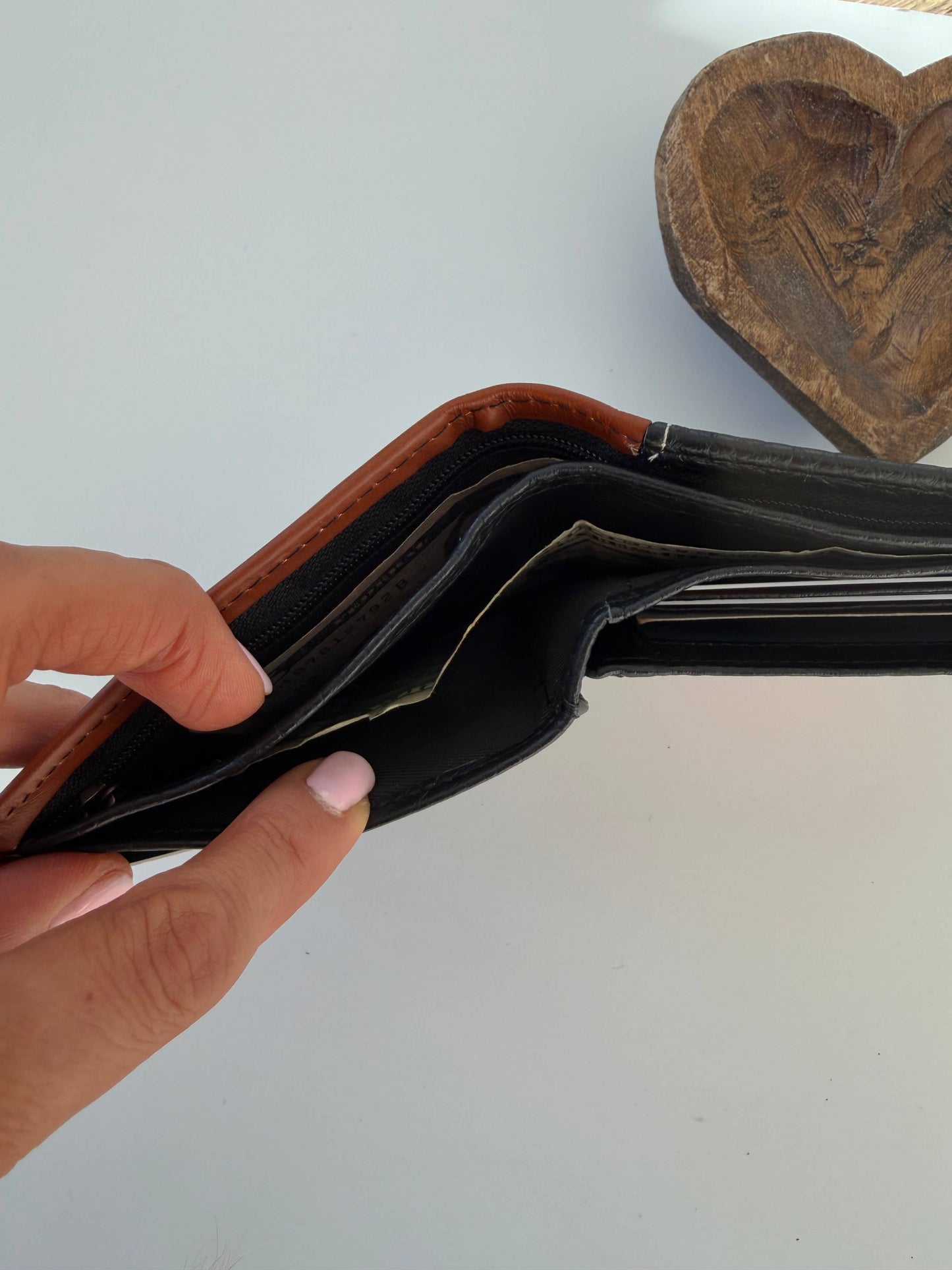 Leather Billfold Bifold Wallet with Zippered Pocket