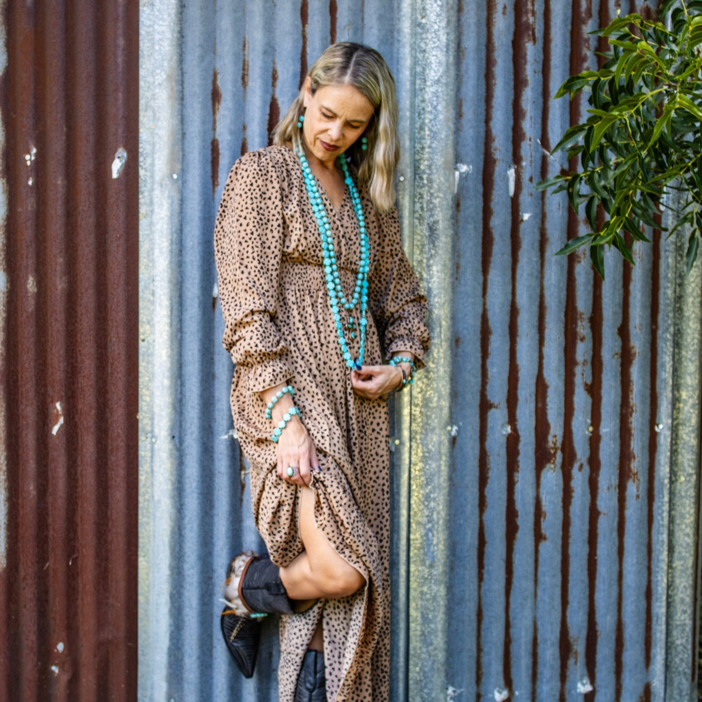 **Blue Turquoise Melon Beaded Necklace w/ Copper Cross 260g