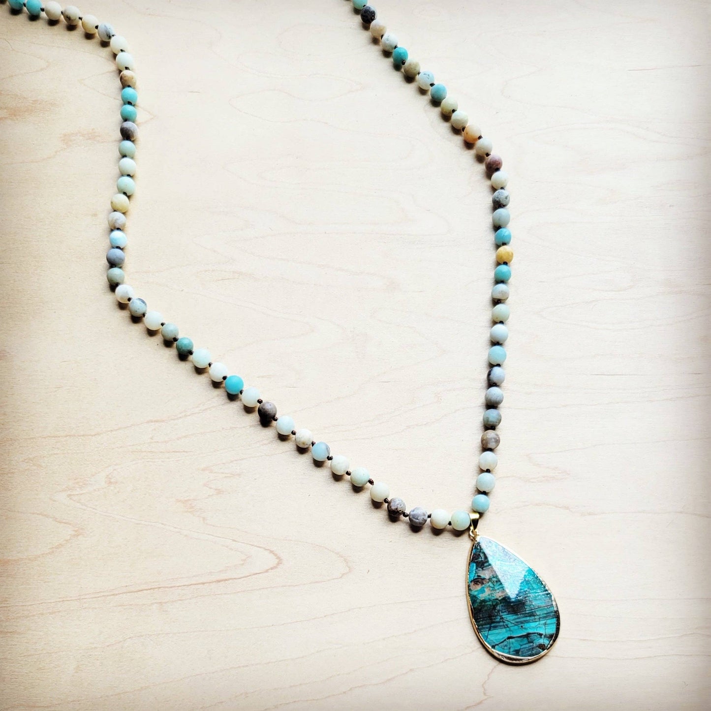 Frosted Amazonite Long Beaded Necklace with Agate Pendant 260o: 260o Agate