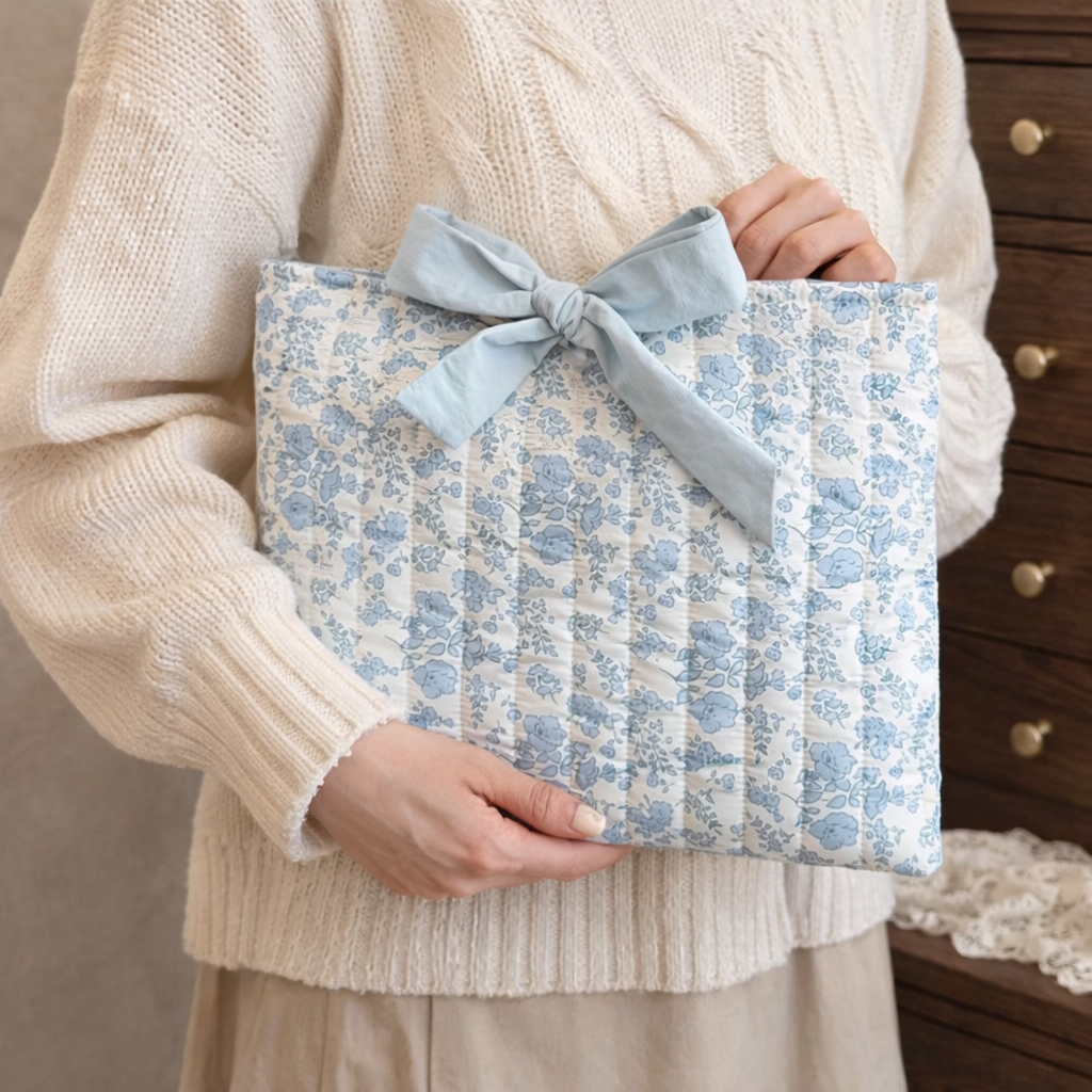 Floral Quilted Bible Bow Bag - Christian Bible Bag - Womens Bible Cover - Quilt Bible Bow Bag - Floral Bible Cover - Christian Gift