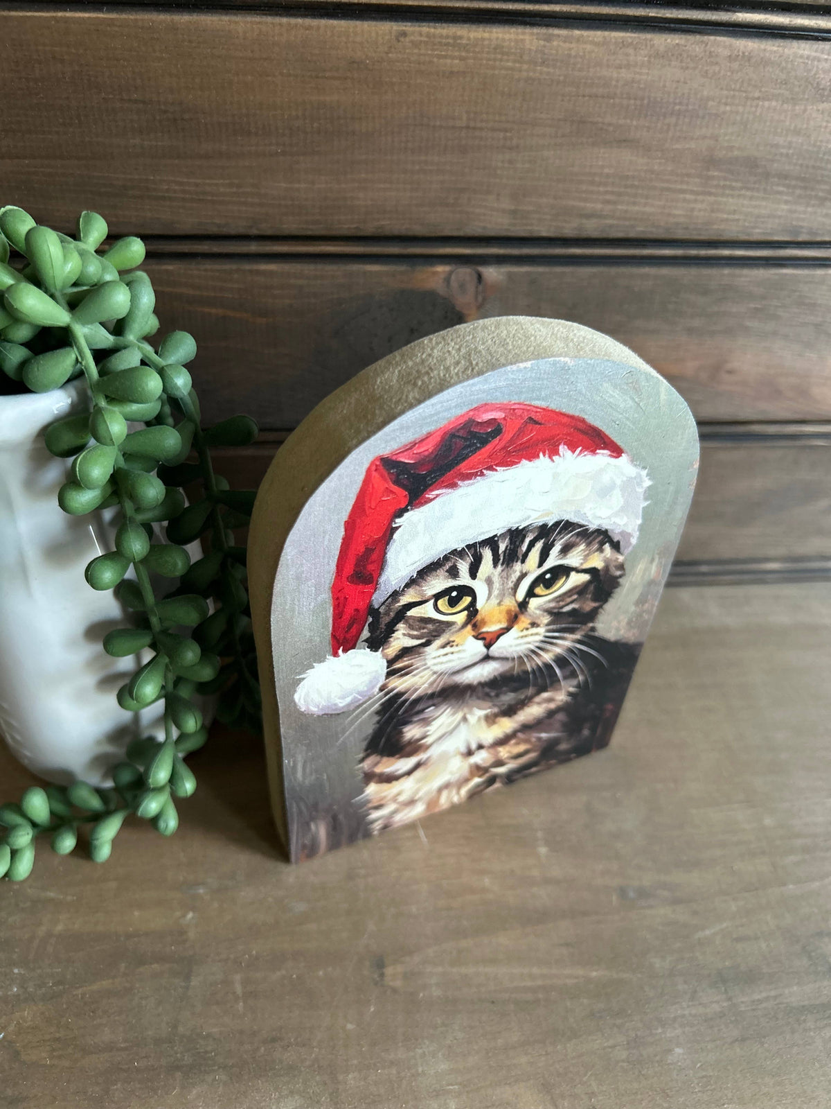 Cat in Santa Hat Wood Arch Shelf Sitter