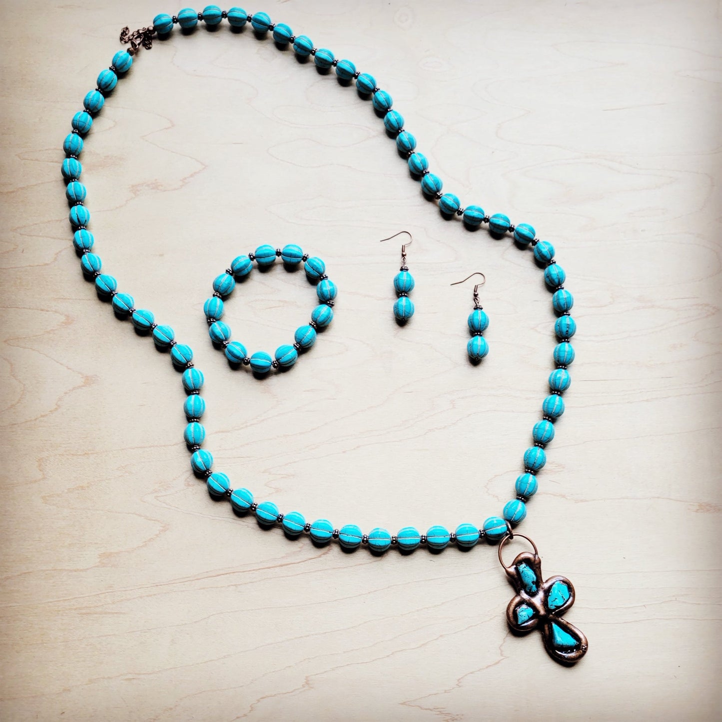 **Turquoise Blue Melon Beaded Stretch Bracelet 809g