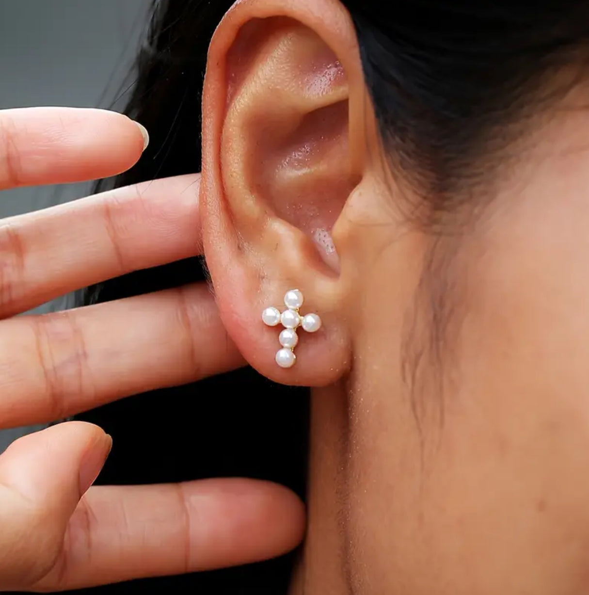 Pearl Cross Stud Earrings (A4)