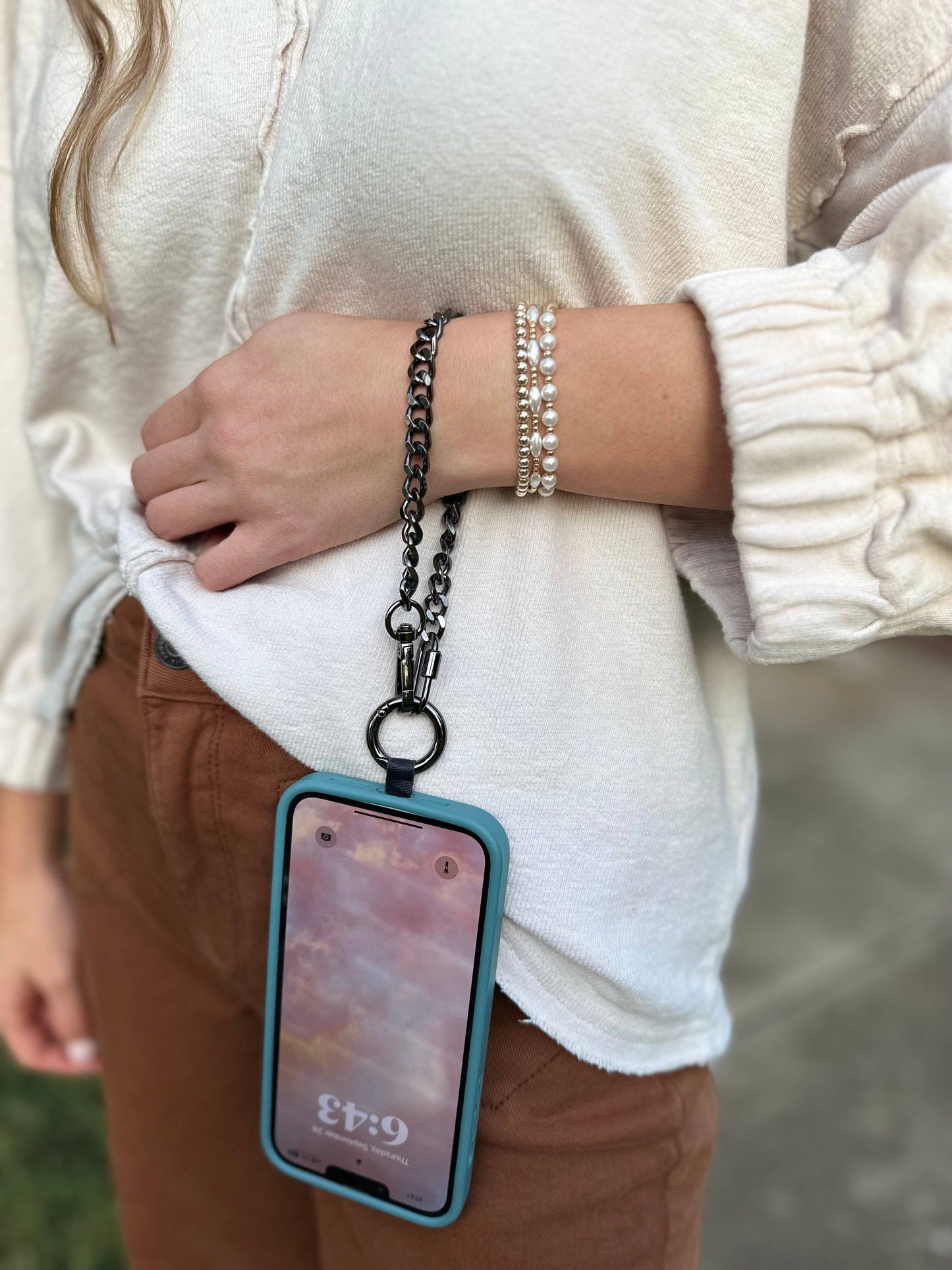 Clip & Go Chain w/Zippered Pouch: Silver