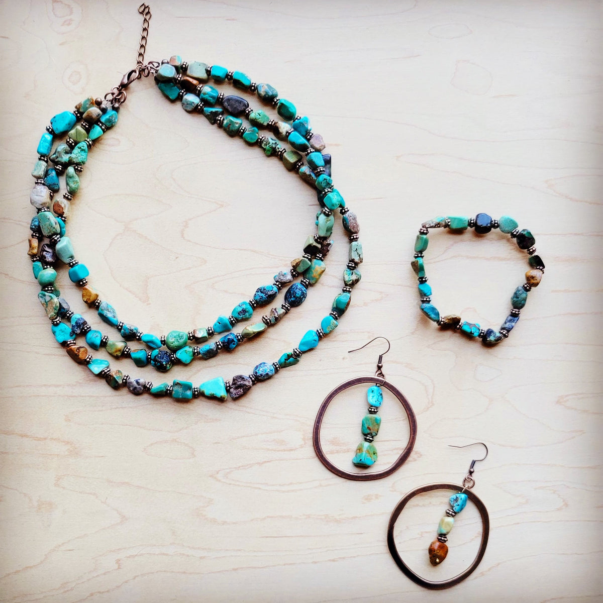 **Genuine HuBei Turquoise & Copper Triple Strand Necklace 259t