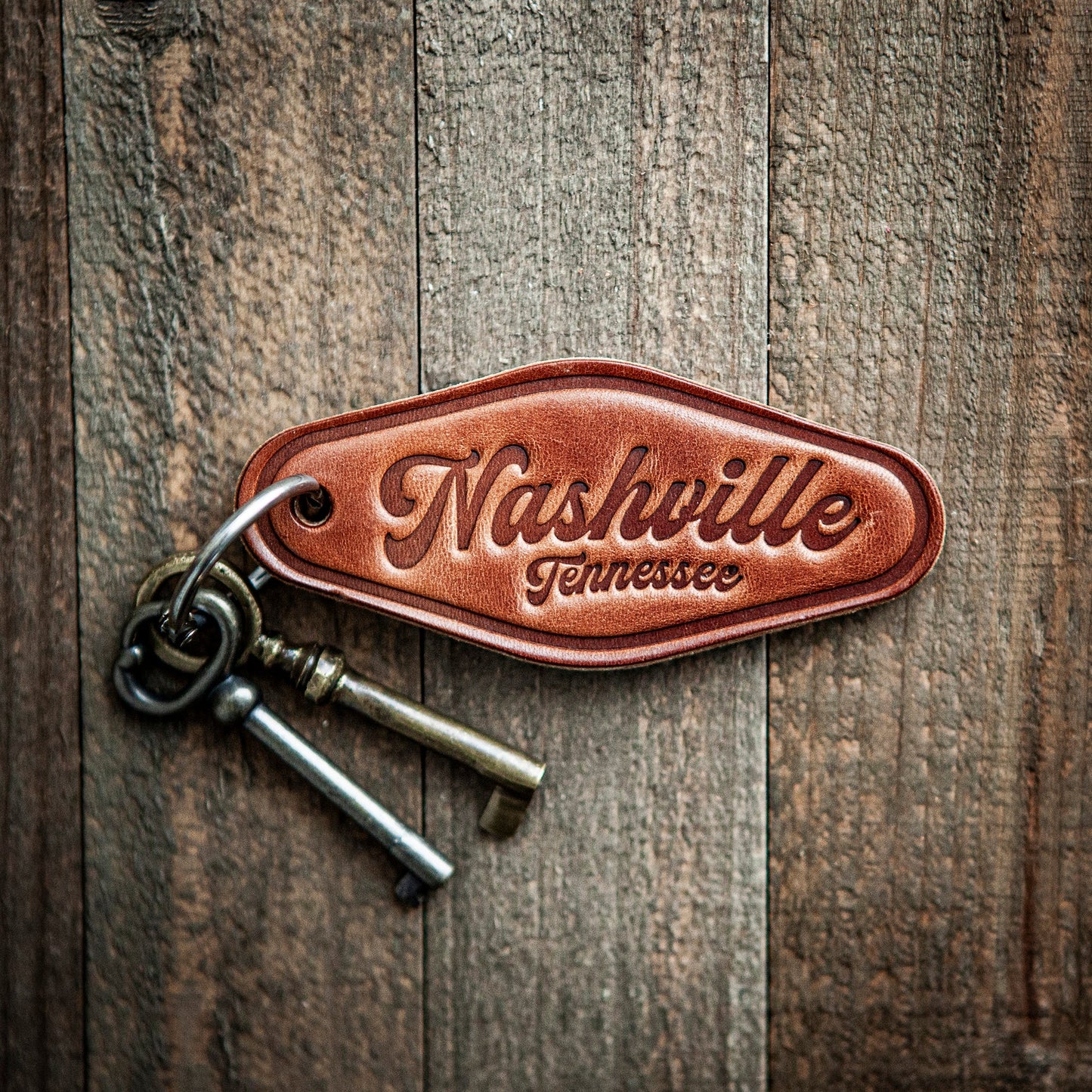 Nashville Tennessee Script Keychain Motel Style