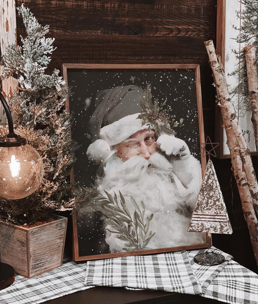 Grayscale Santa Claus image 0