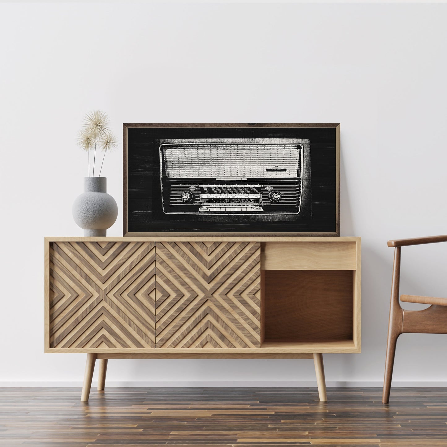 Radio In Black And White