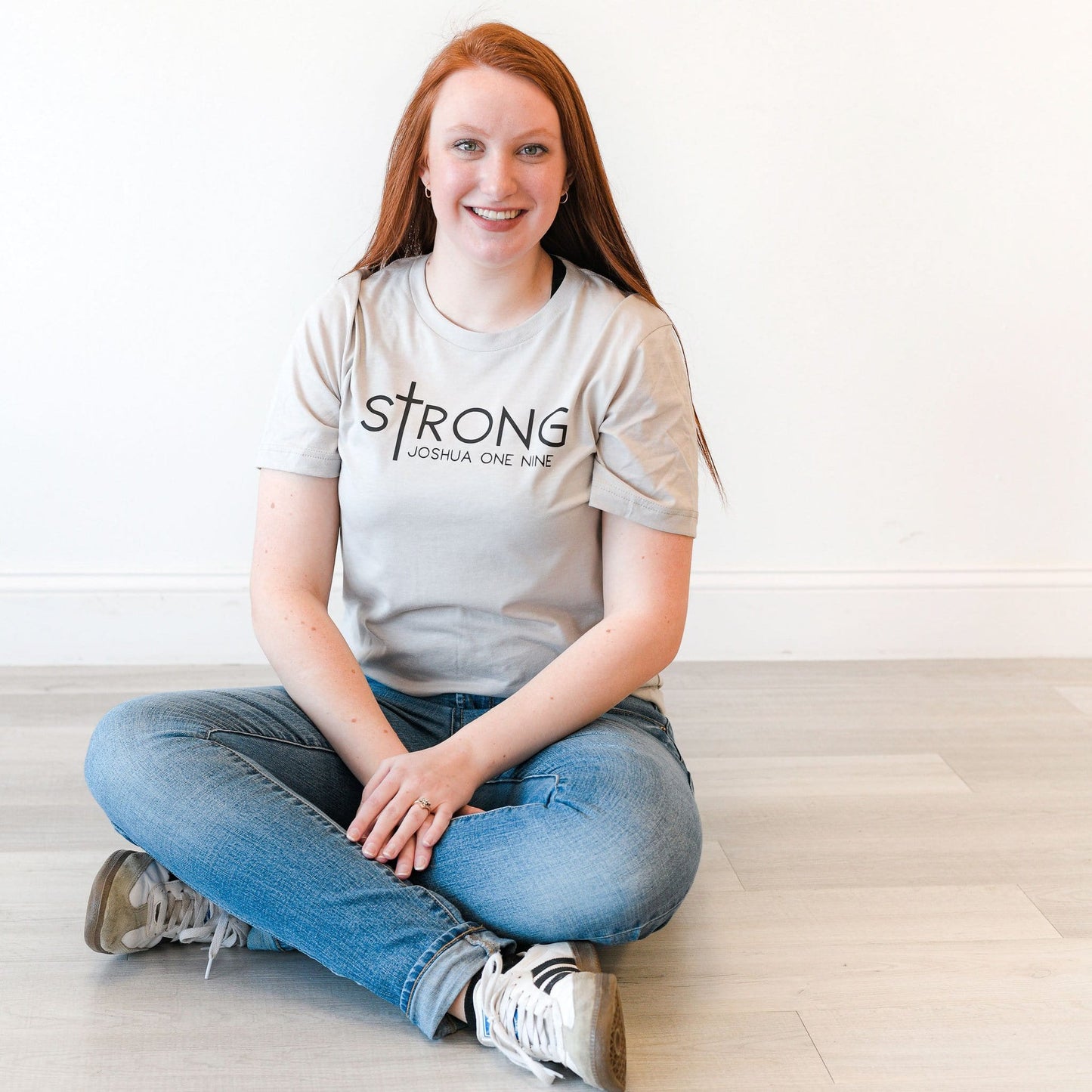 sTrong Joshua 1:9 Unisex Shirt