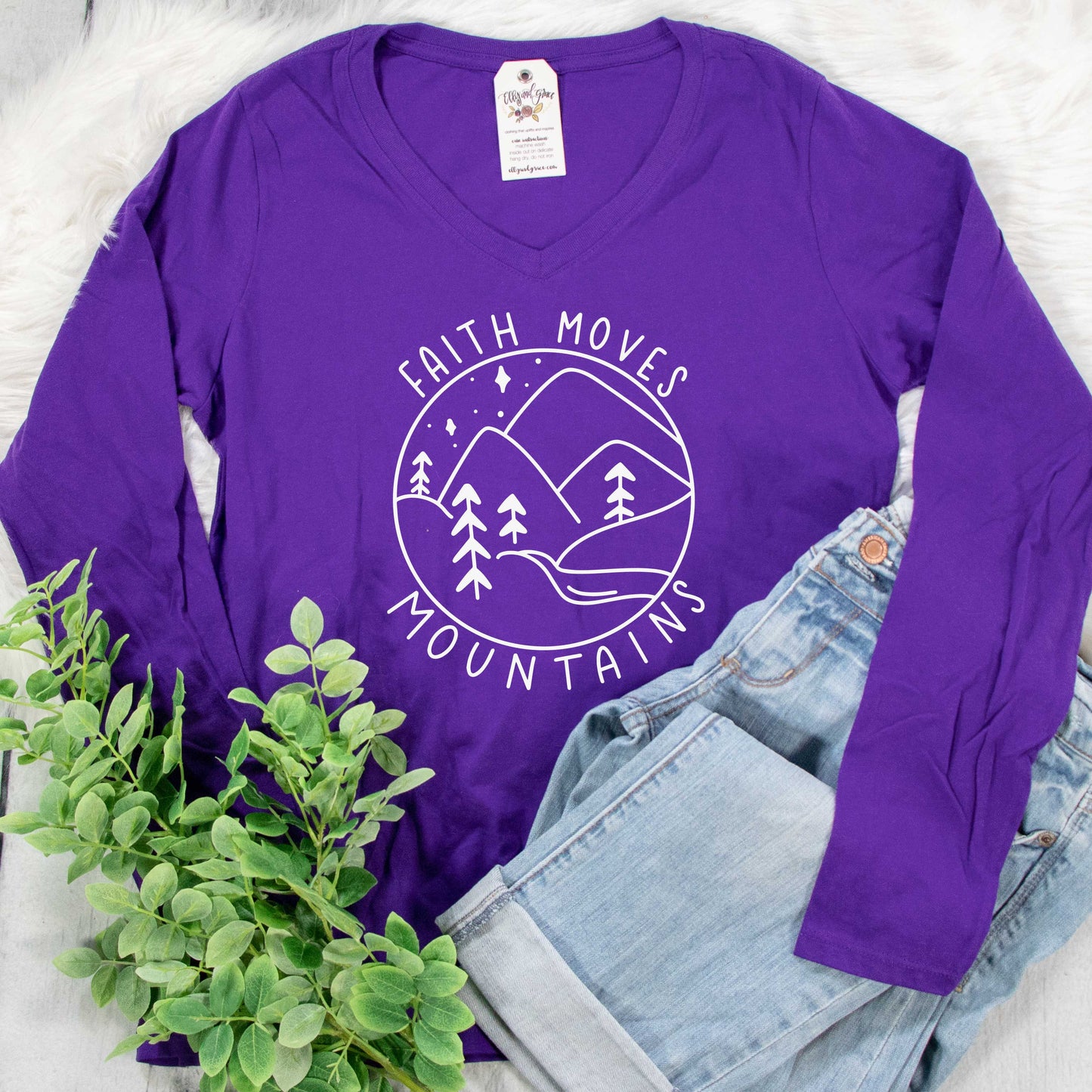 Faith Moves Mountains Longsleeve V-Neck