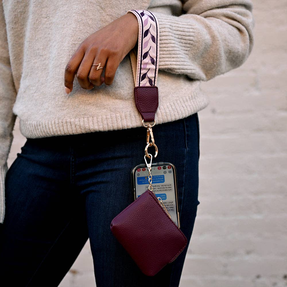 Clip & Go Strap w/RFID Pouch Leaf Pattern