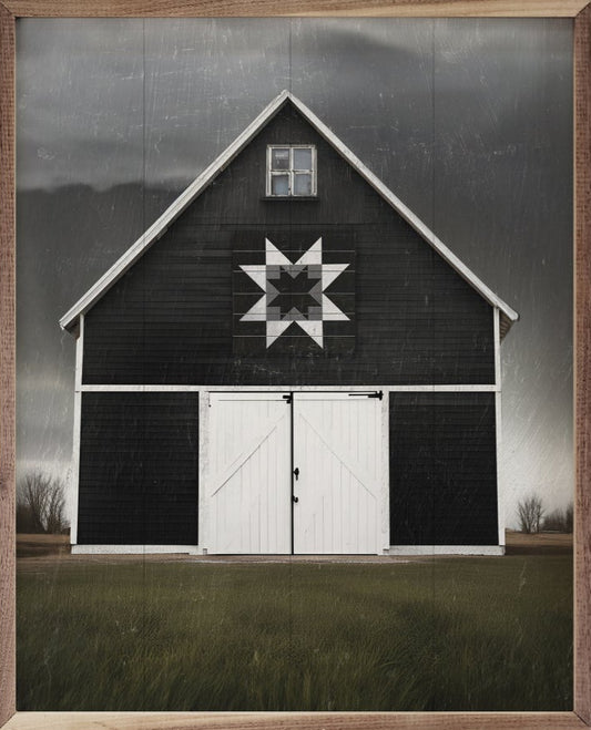 Black Barn With Quilt image 0