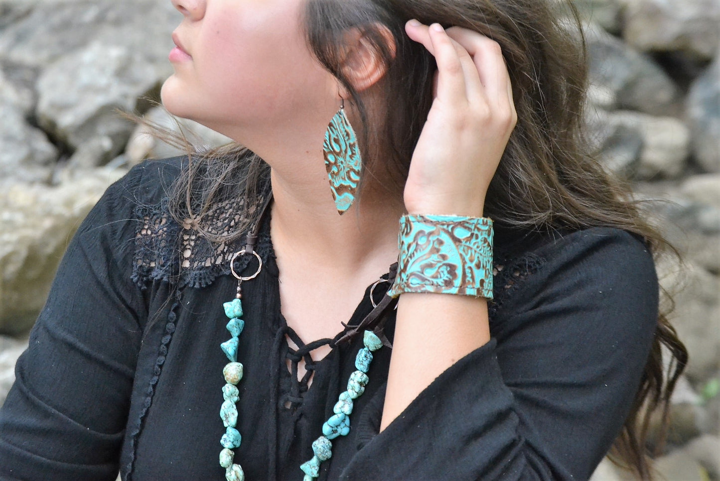 **Leather Oval Earrings Cowboy Turquoise 203a