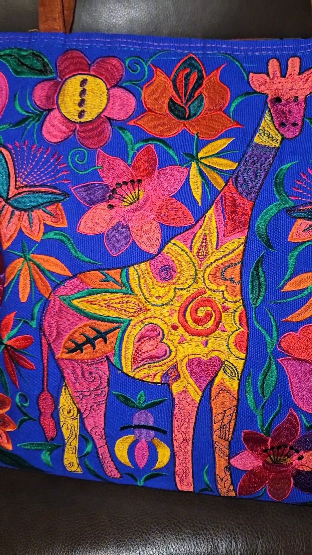 Large Embroidered Giraffe Tote Purse