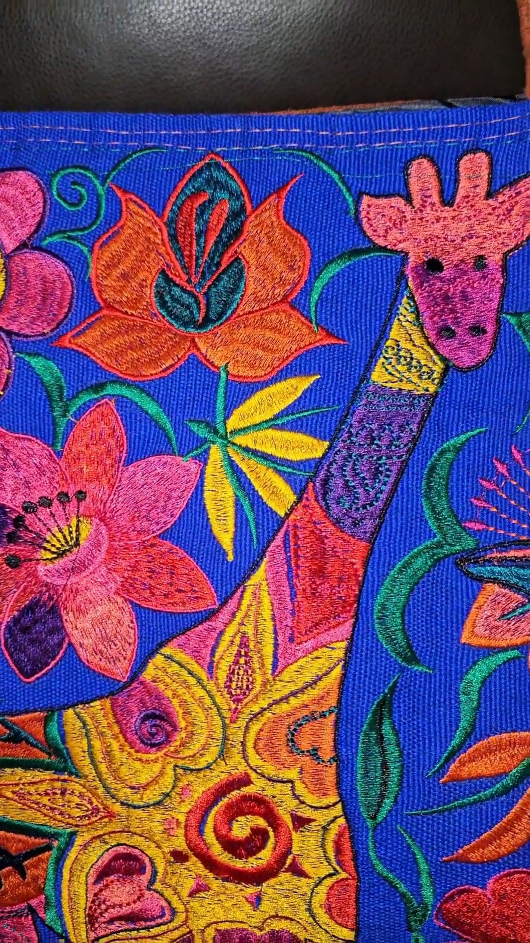 Large Embroidered Giraffe Tote Purse
