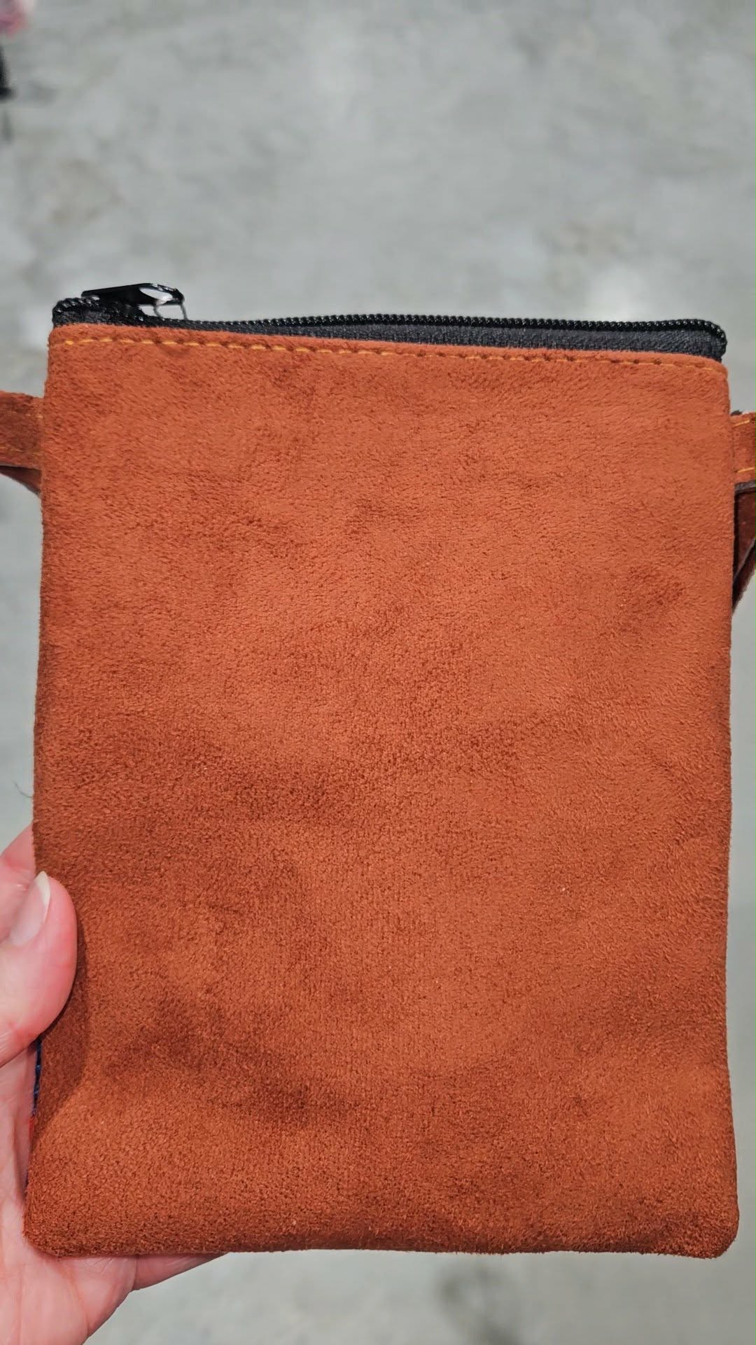 Small Embroidered Floral Leather Purse