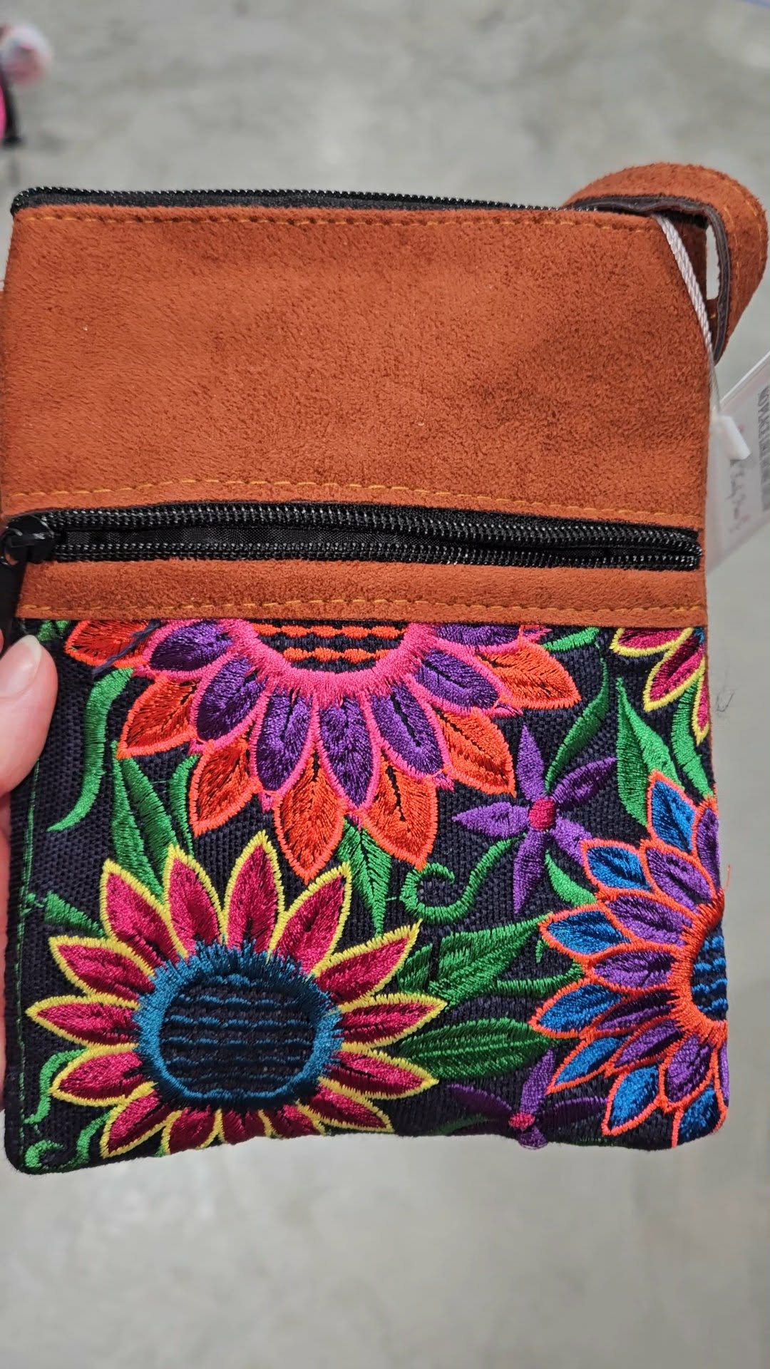 Small Embroidered Floral Leather Purse
