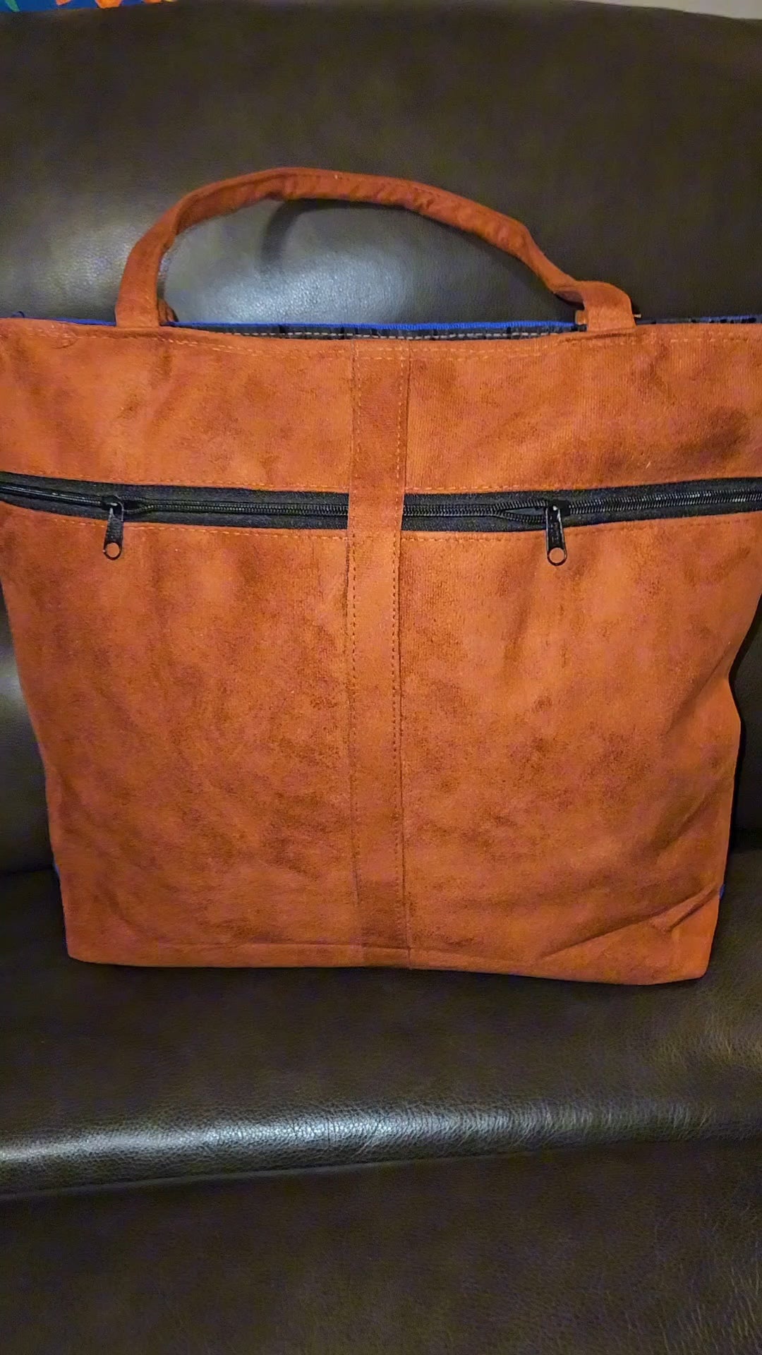 Large Embroidered Giraffe Tote Purse