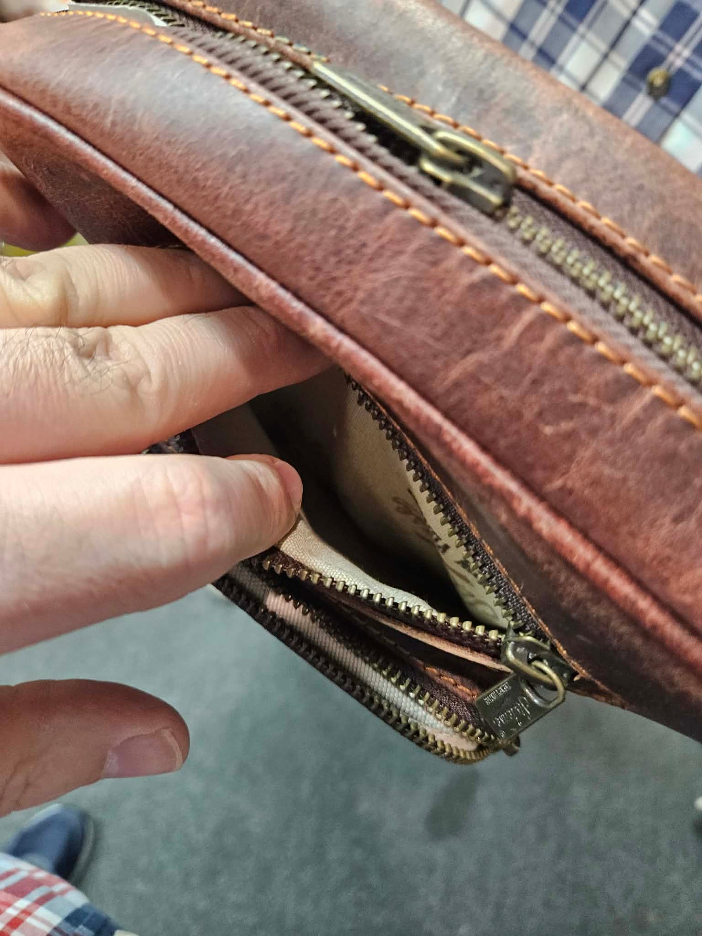 Genuine Leather Crossbody Bag - Chestnut Brown